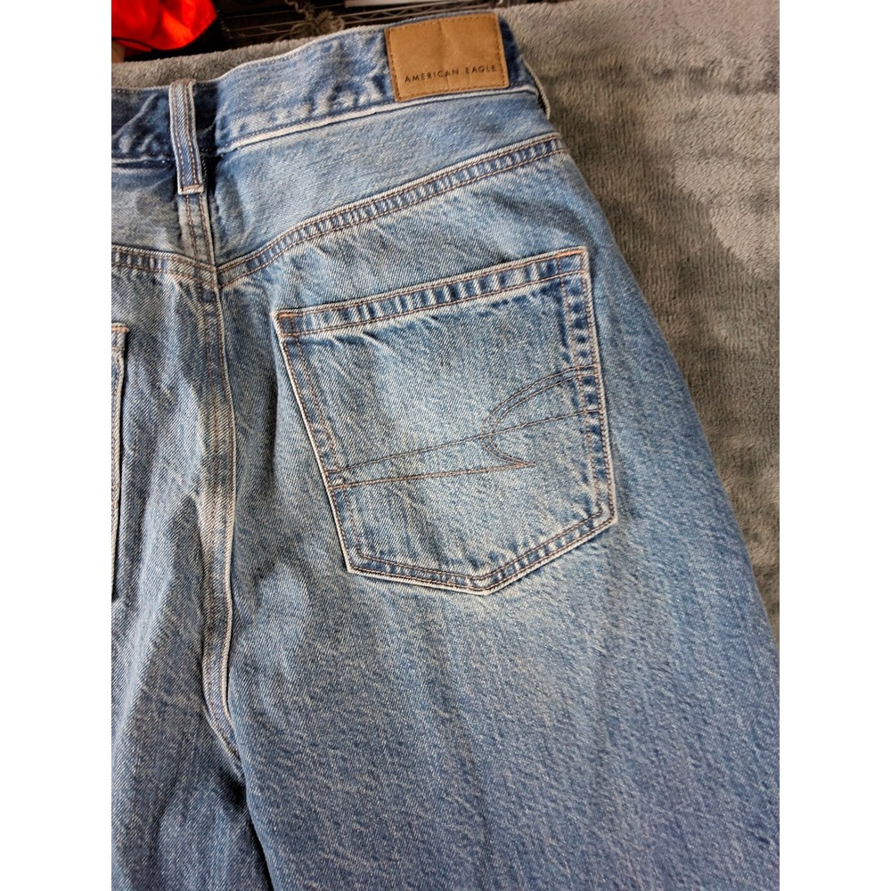 American Eagle Highest Rise Mom Jeans Gemini Blue Distressed 4 X-Short 34127308 - Picture 8 of 8
